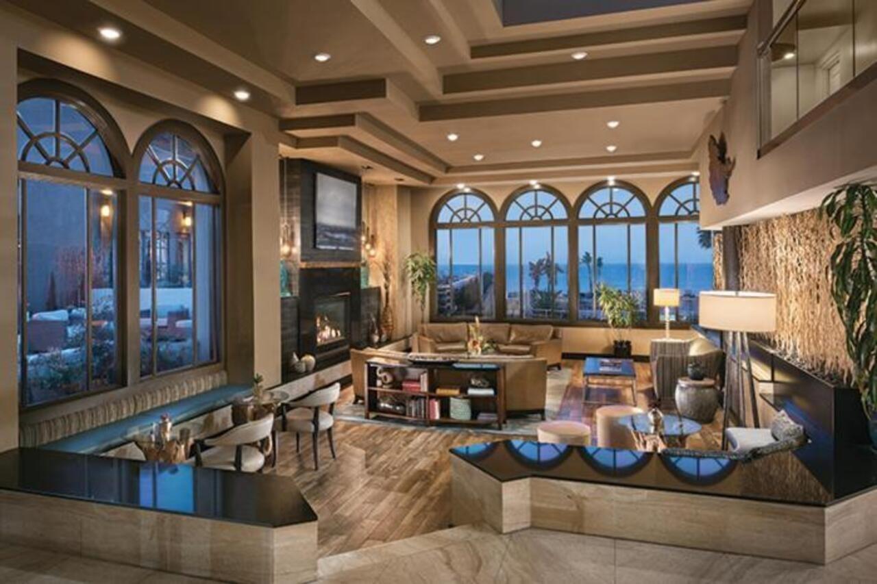 Resort The Cliffs And